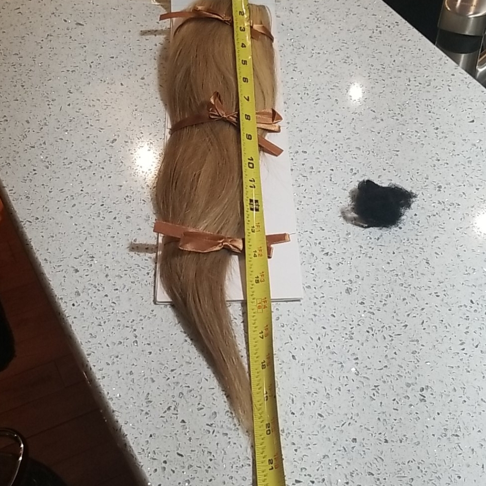 Hair extensions - Picture 3 of 8